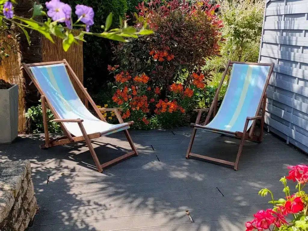 Studio Spa & Jardin à Mouchamps : terrasse et jardin