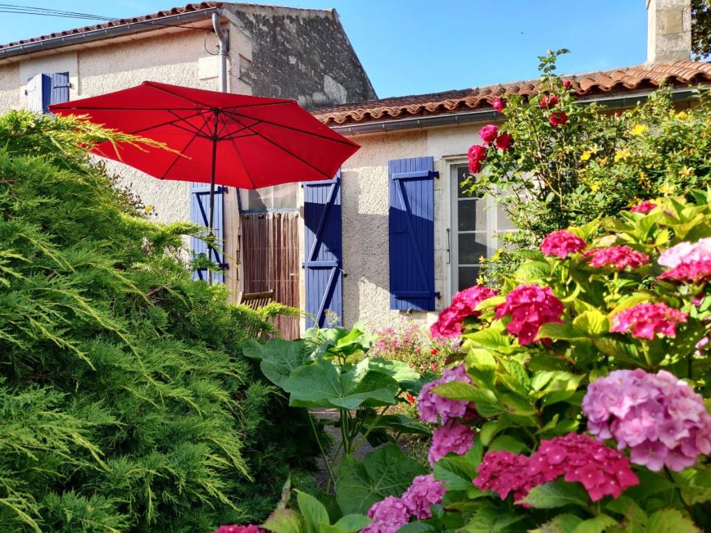 Le Gîte des Prairies à Rives-d'Autise : extérieur