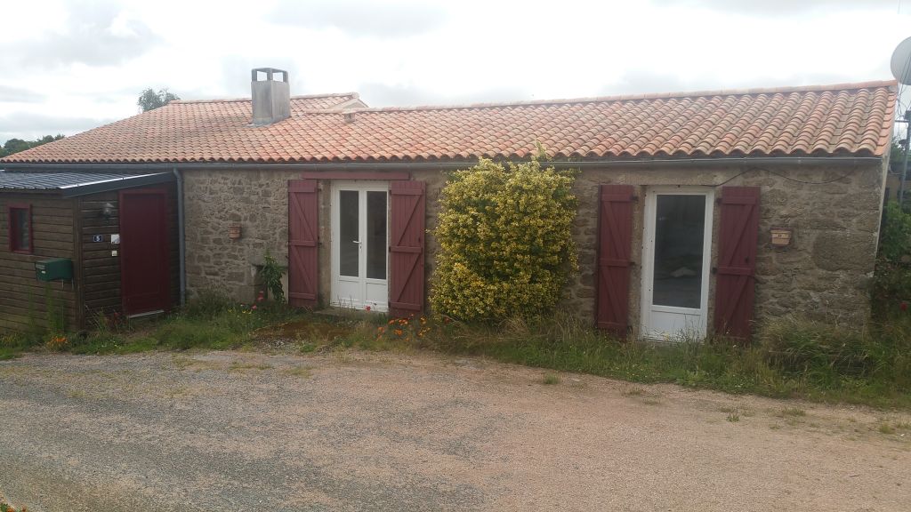 Le Roseau à Treize-Vents : extérieur