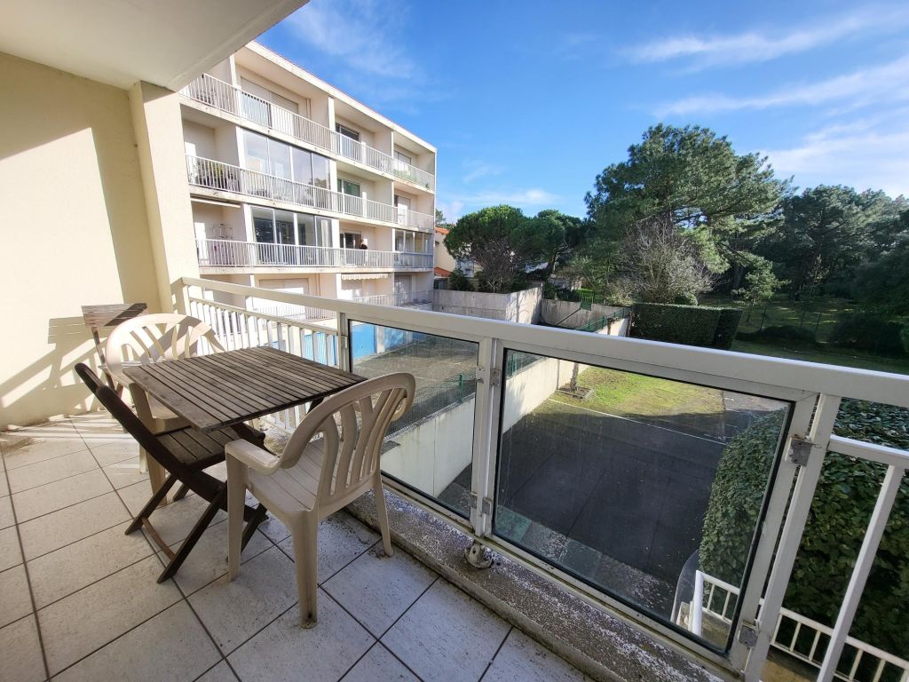 Appartement – rue du Remblai à Les Sables-d'Olonne : terrasse et jardin