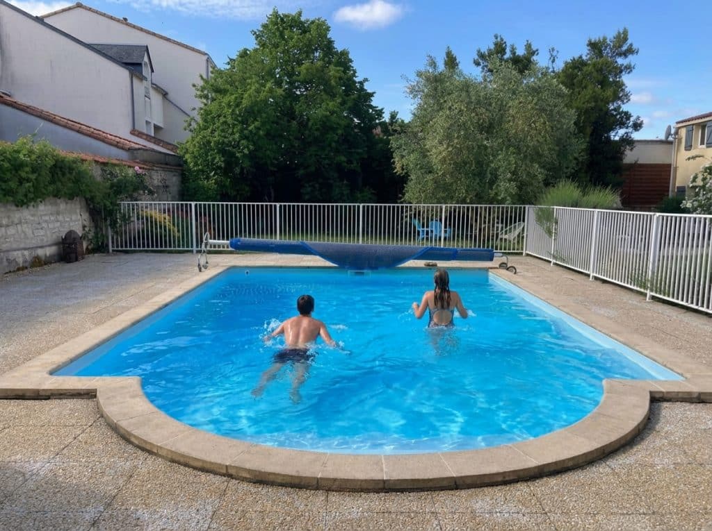 La Villa des Roses à Luçon : piscine