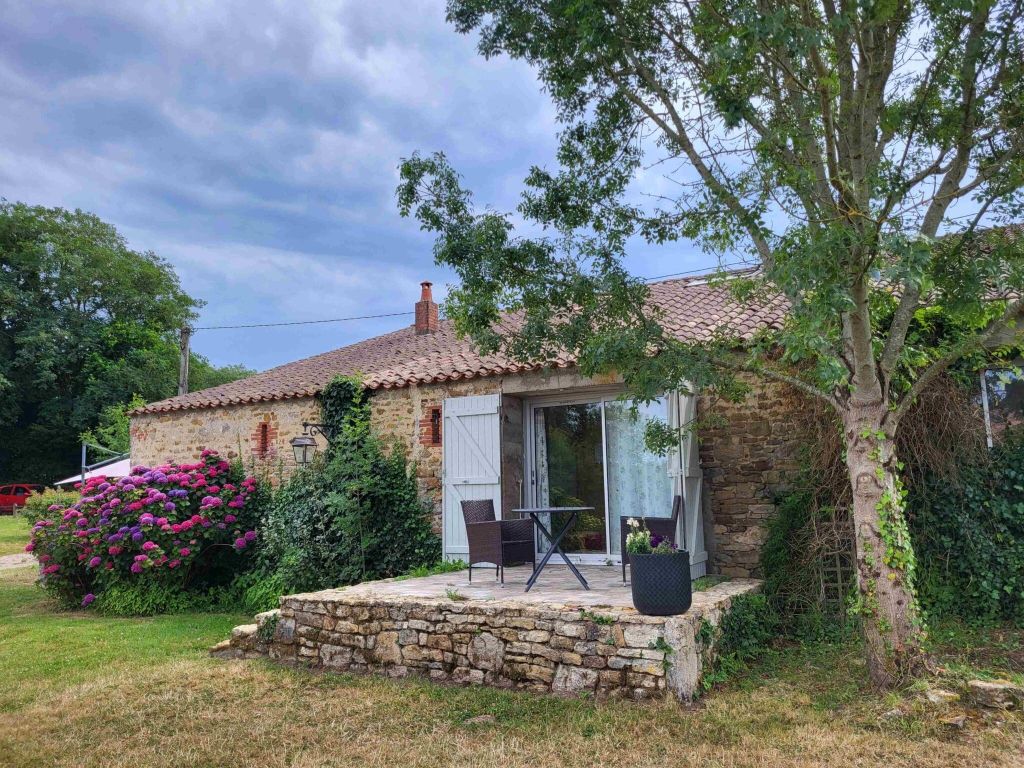 Gîte de groupe La Pinière à Talmont-Saint-Hilaire : extérieur