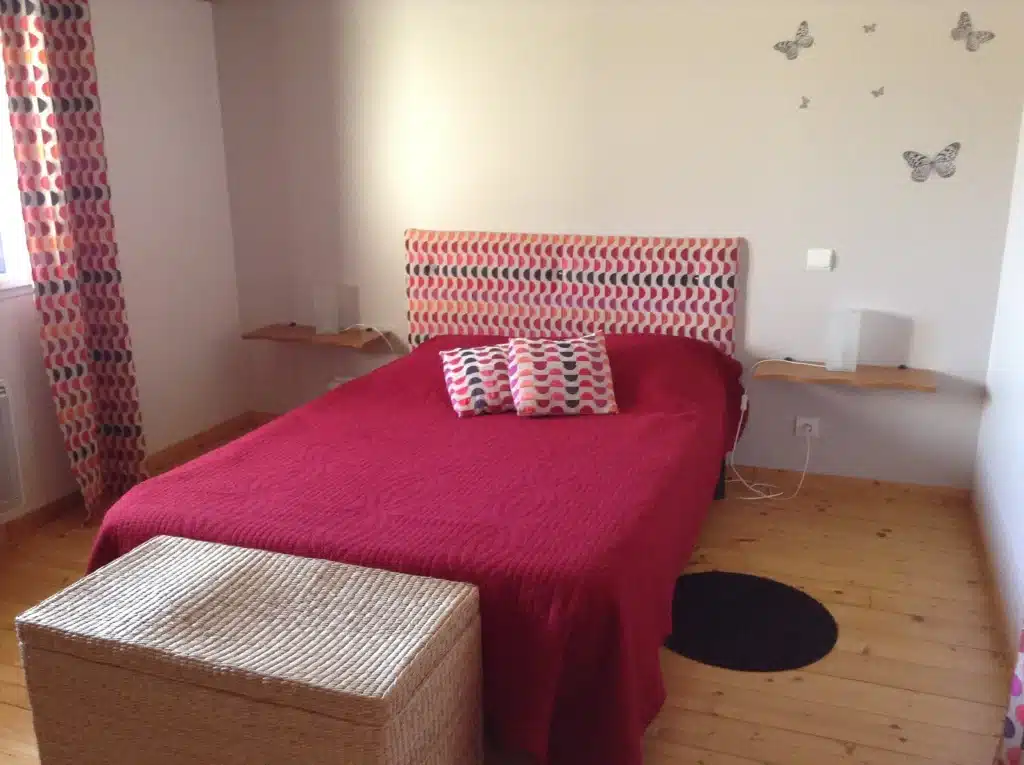 Gîte La Glycine à Montaigu-Vendée : chambre