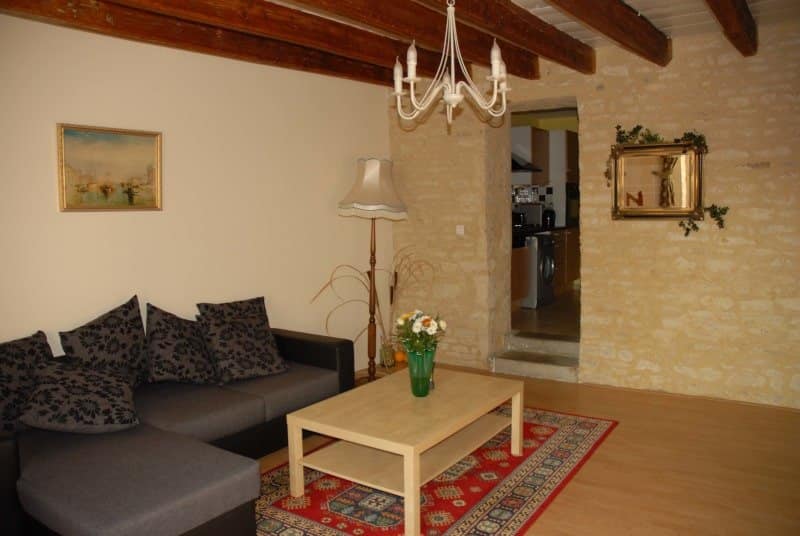 Gîte le Chic à Saint-Sigismond : salon