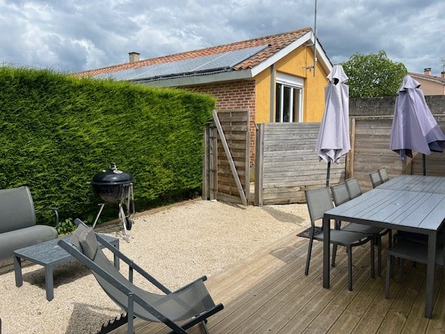 Gîte à Longeville-sur-Mer : terrasse et jardin