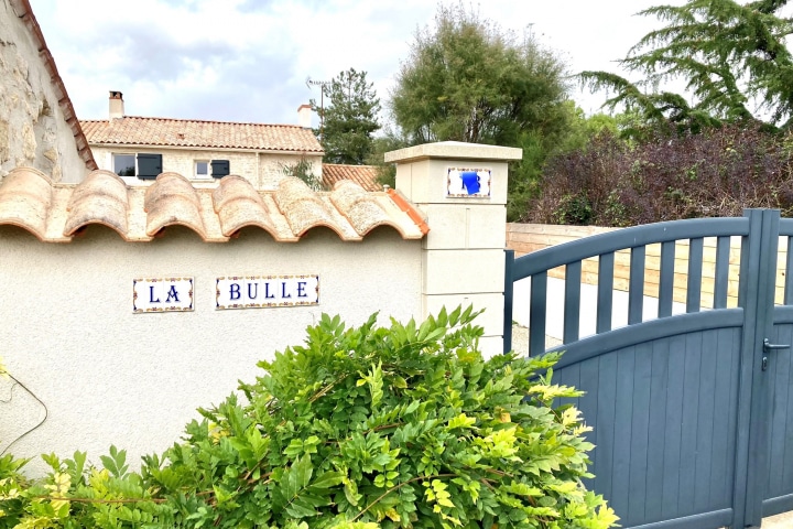 La Bulle à Saint-Benoist-sur-Mer : extérieur