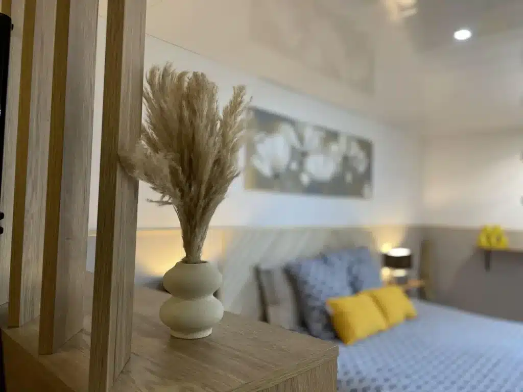 La Libaudière – Cabane sur Pilotis à Pouzauges : chambre