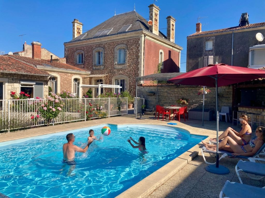 L'Eglantier à Luçon : piscine