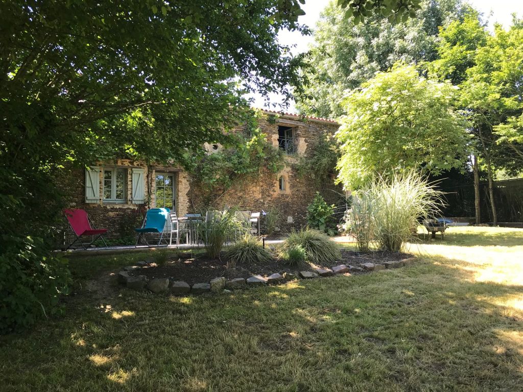 Gîte Le Kierkegaard à Sigournais : extérieur